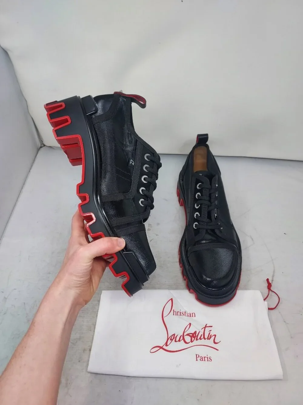 Christian Louboutin MENS Black Lug Panamic Dune Lace Up Shoe Leather flats Christian Louboutin Black size 11 US in  main image 3